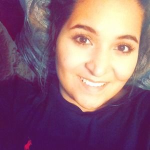 Meet your Posher, Vanessa